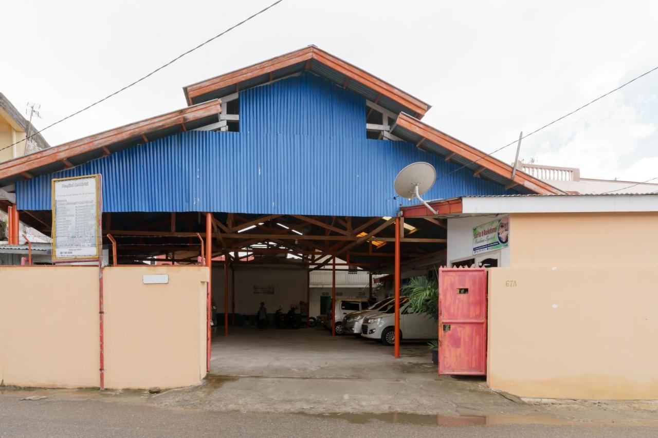 Asokatama Residence Syariah Mitra Reddoorz Padang  Esterno foto